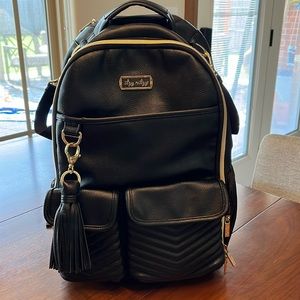 Itzy Ritzy Boss Diaper Bag Vegan Black Leather